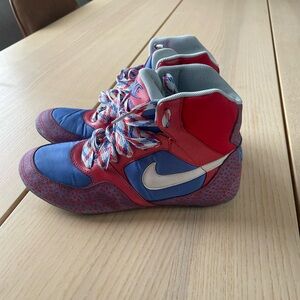 Nike Greco Supremes kids wrestling shoes 7.5, Supreme Nike shoes for kids